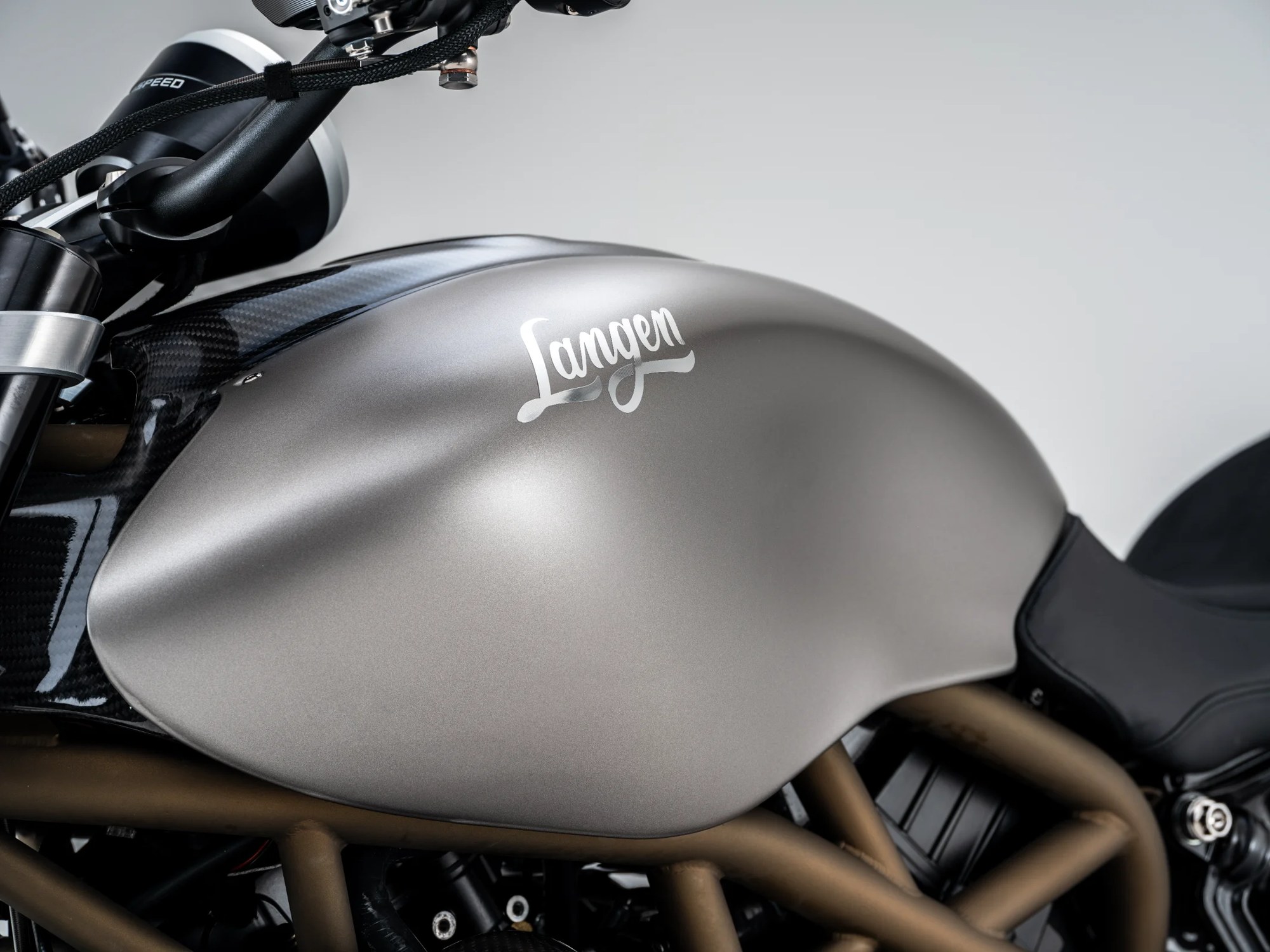 Lightspeed tank with the Langen script