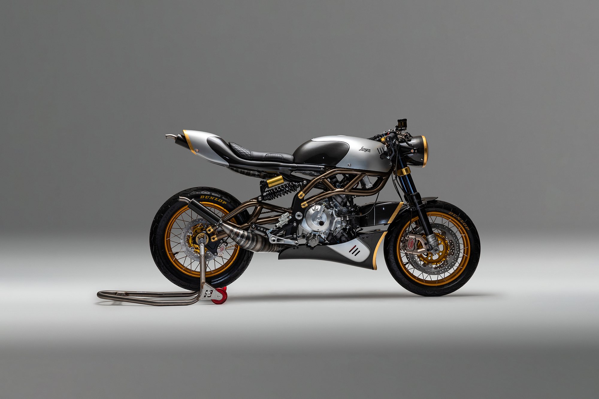 Langen Two Stroke, side profile, studio